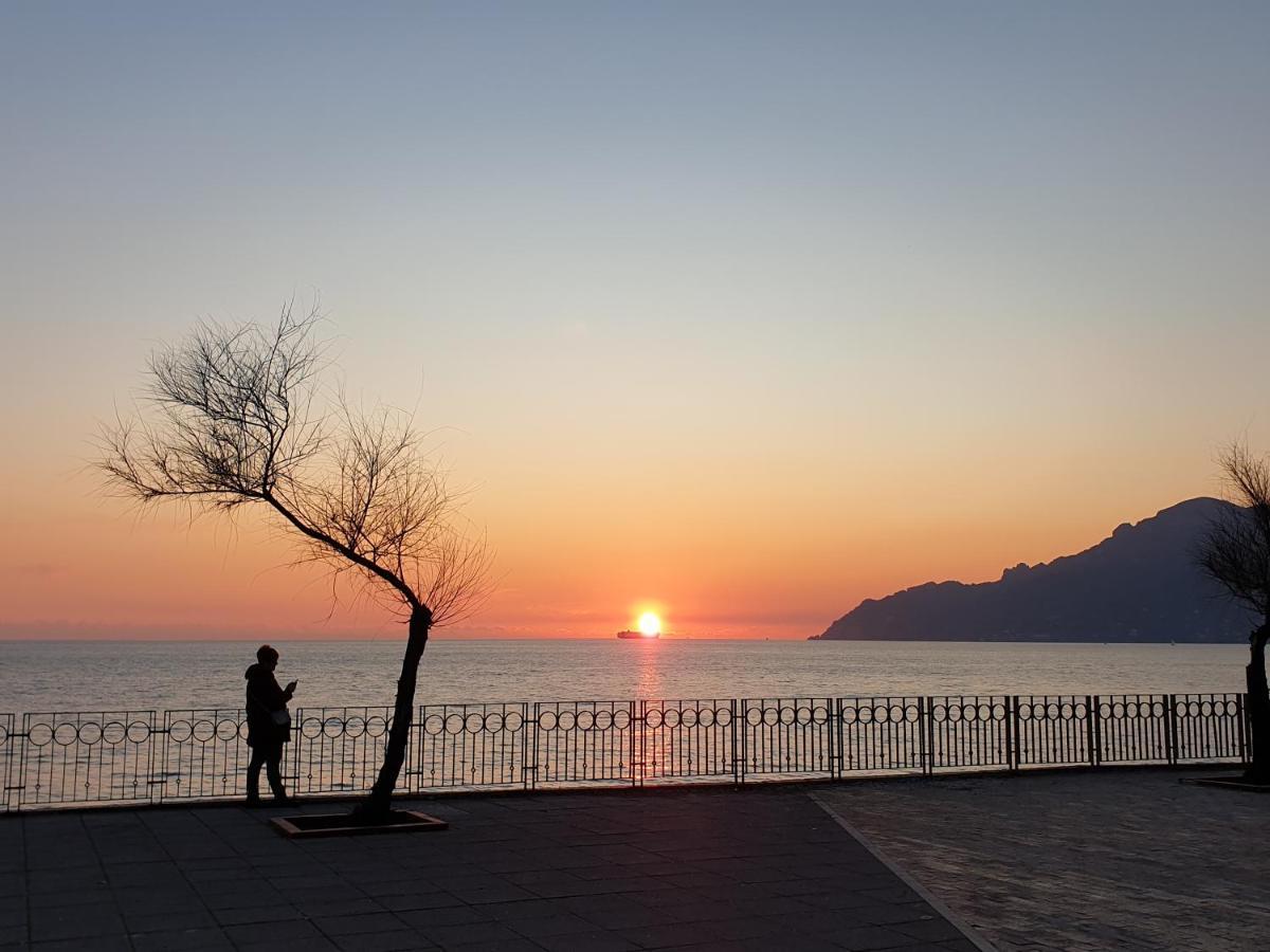 Doralice Comfort House Free Private Parking Salerno Exterior foto